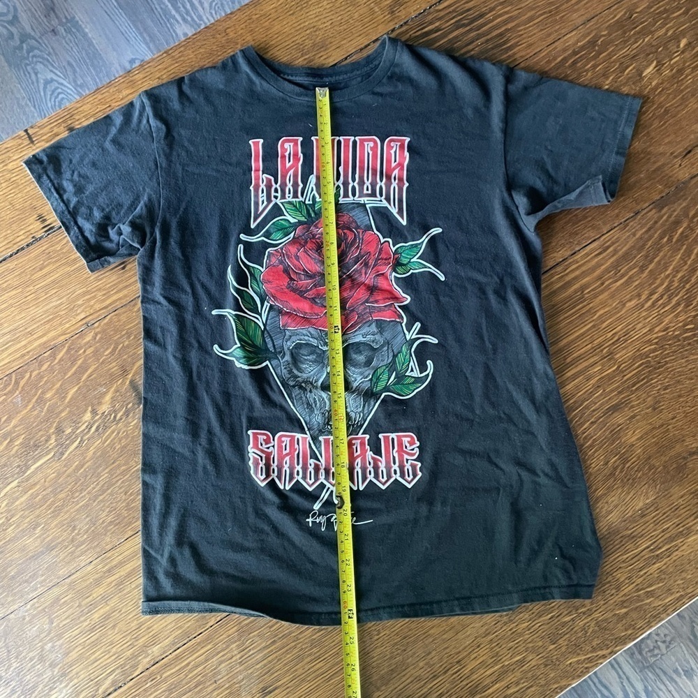 Graphic Tee- La Vida Salvaje - skull and roses - Picture 4 of 4